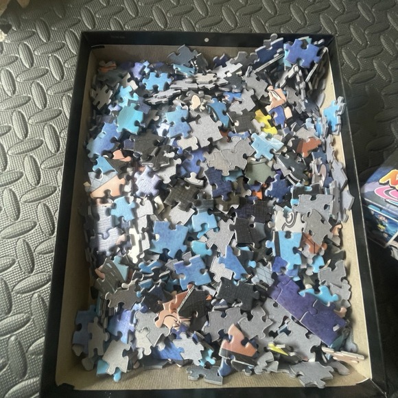 VTG Naruto Shippuden Team Puzzle 1000 piece The OP Usaopoly 19" X 27" Anime - Picture 5 of 5